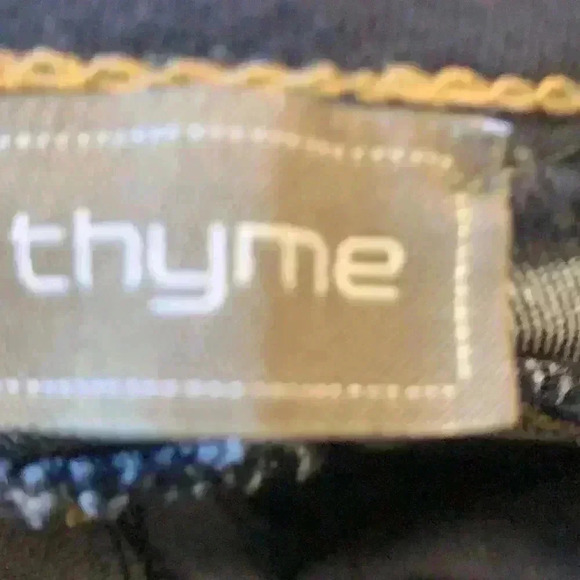 Thyme maternity jeans. Size small. - Picture 3 of 3